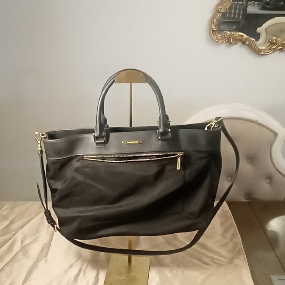 Michael Kors Black and Gold Tote 2 way Bag with Structured Design